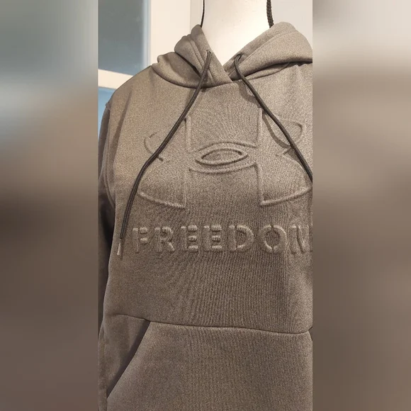 Under Armour Women's Gray Hoodie - Picture 3 of 8